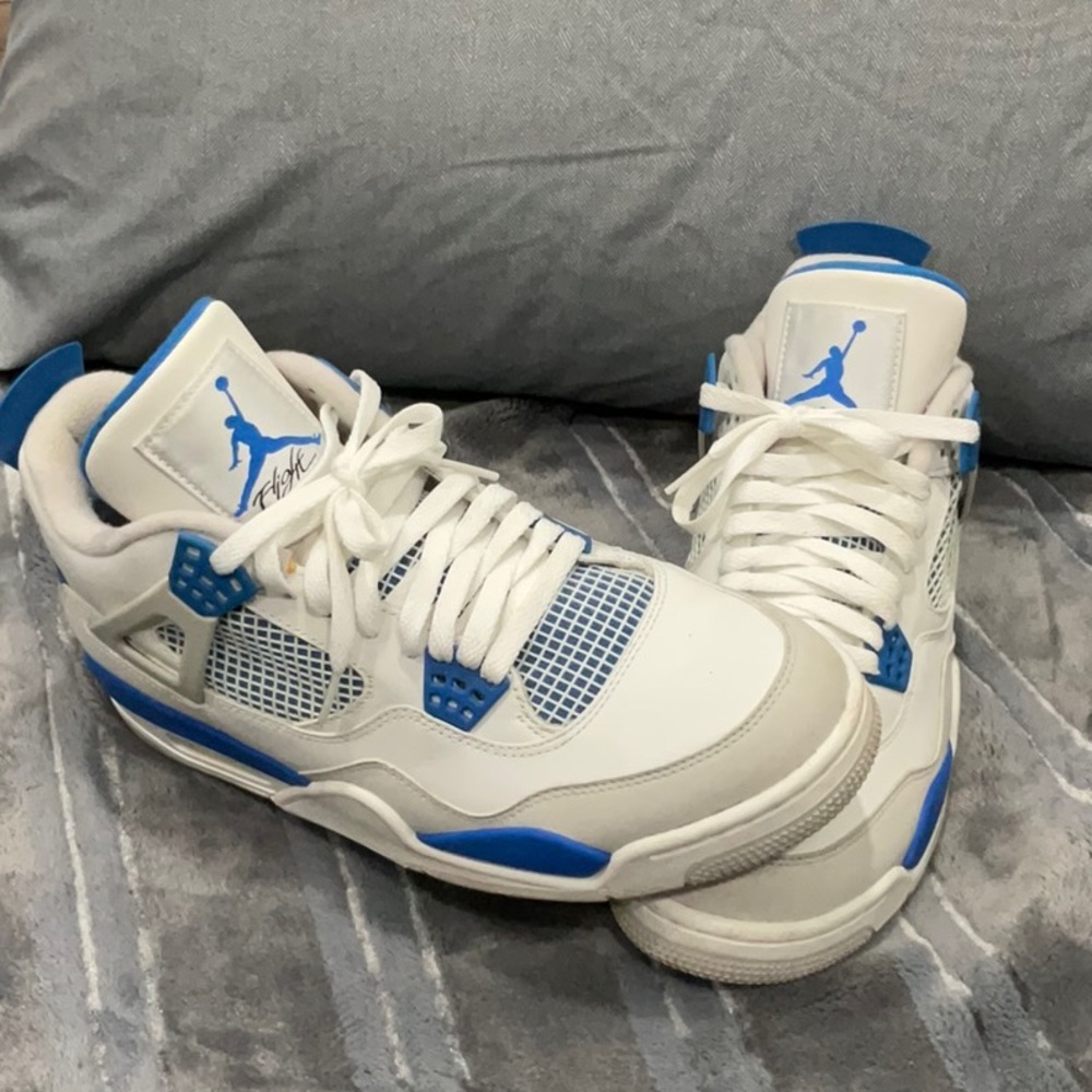 AIR JORDAN 4 MILITARY BLUE 2012